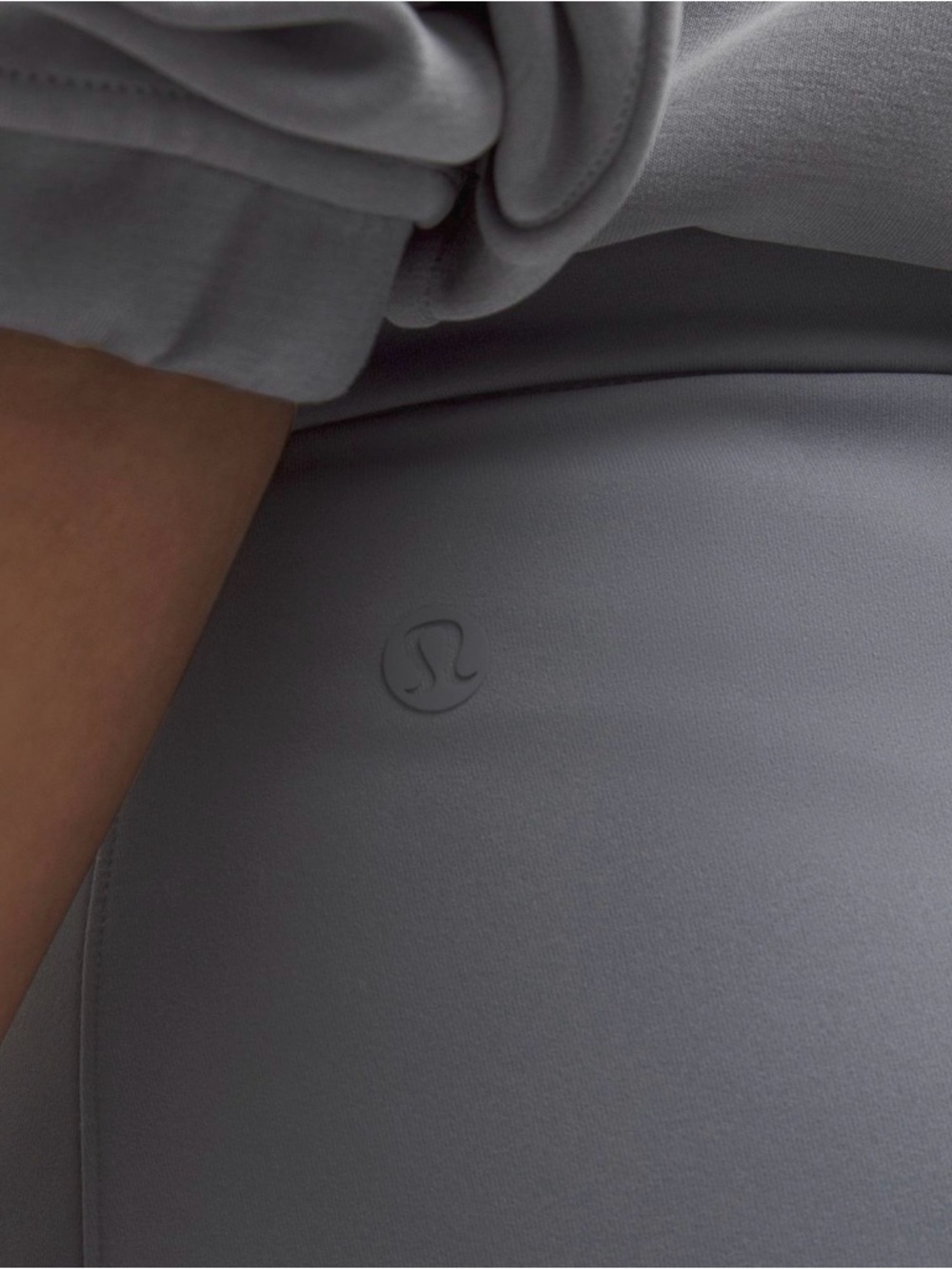 lululemon athletica Slate Gray Wrap Maxi Skirt

Daydrift High-Rise Maxi Skirt. - Picture 5 of 7